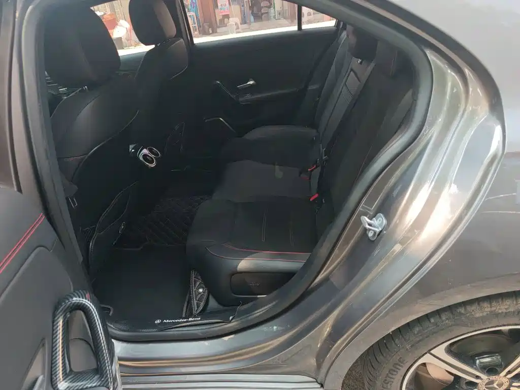 Mercedes-Benz A-Class — миниатюра 13