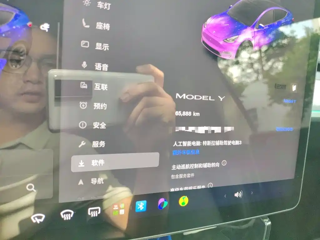 Tesla Model Y — миниатюра 13