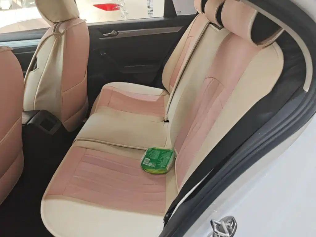Volkswagen Lamando — миниатюра 17