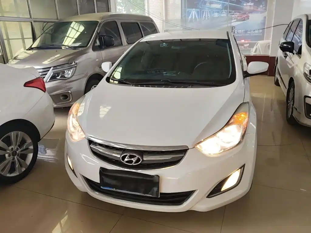 Hyundai Elantra Langdong — миниатюра 3