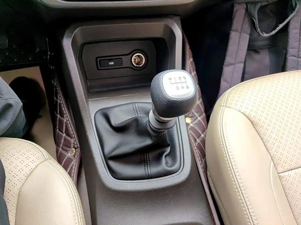 Wuling Hongguang — миниатюра 14