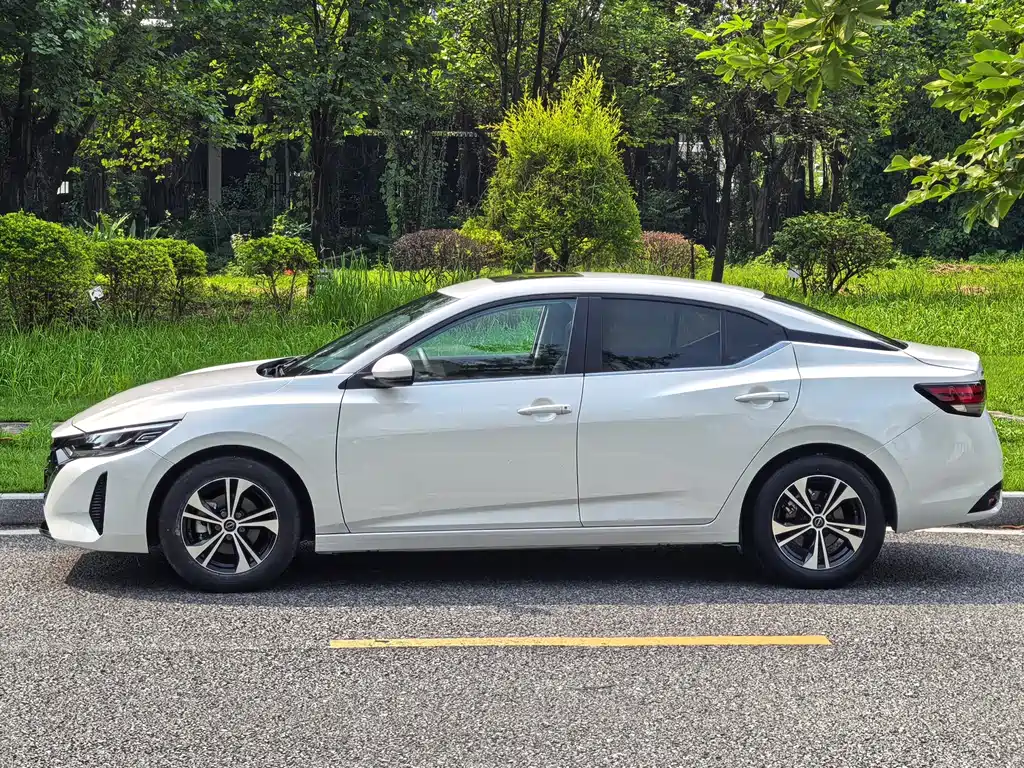 Nissan Sylphy — миниатюра 4
