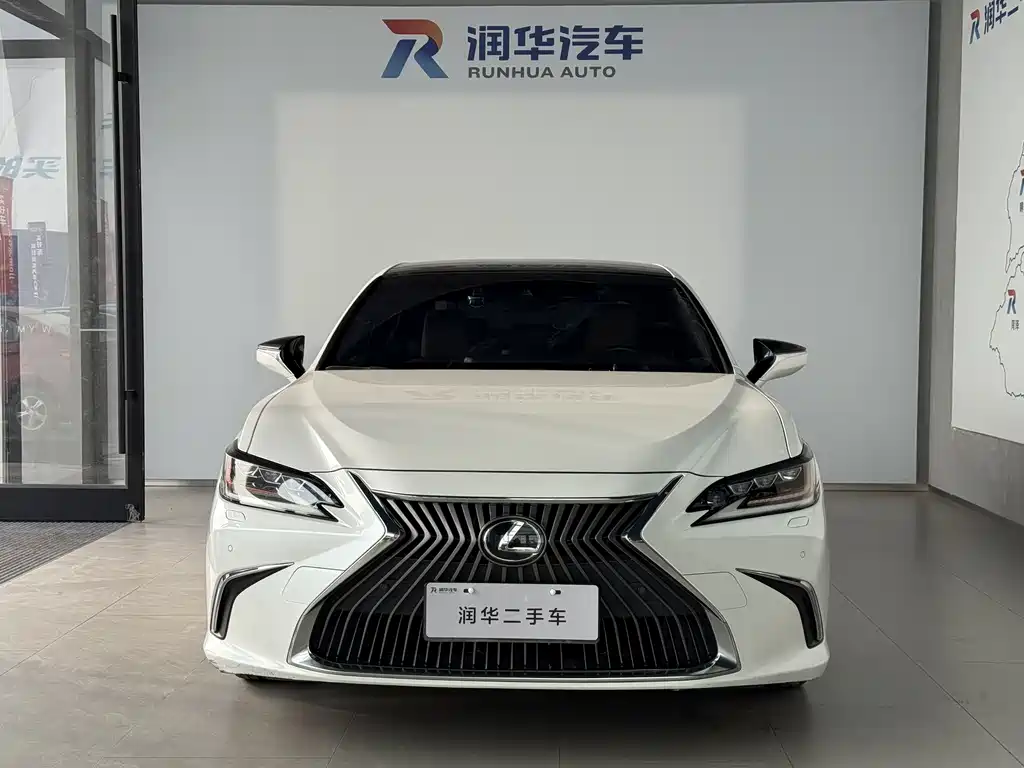 Lexus ES — миниатюра 2