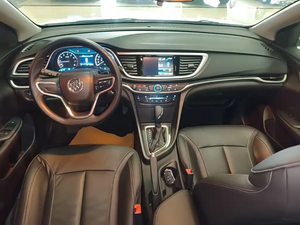 Buick Excelle — миниатюра 10