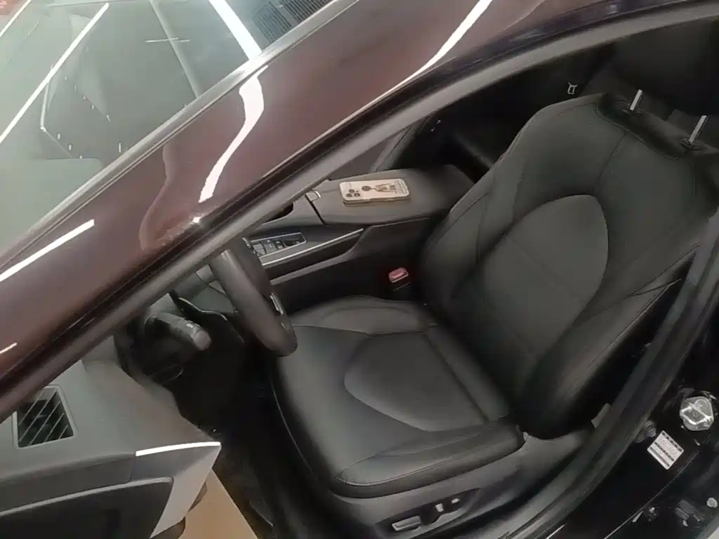 Toyota Avalon — миниатюра 15