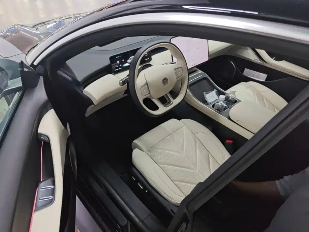NIO ET5T — миниатюра 16