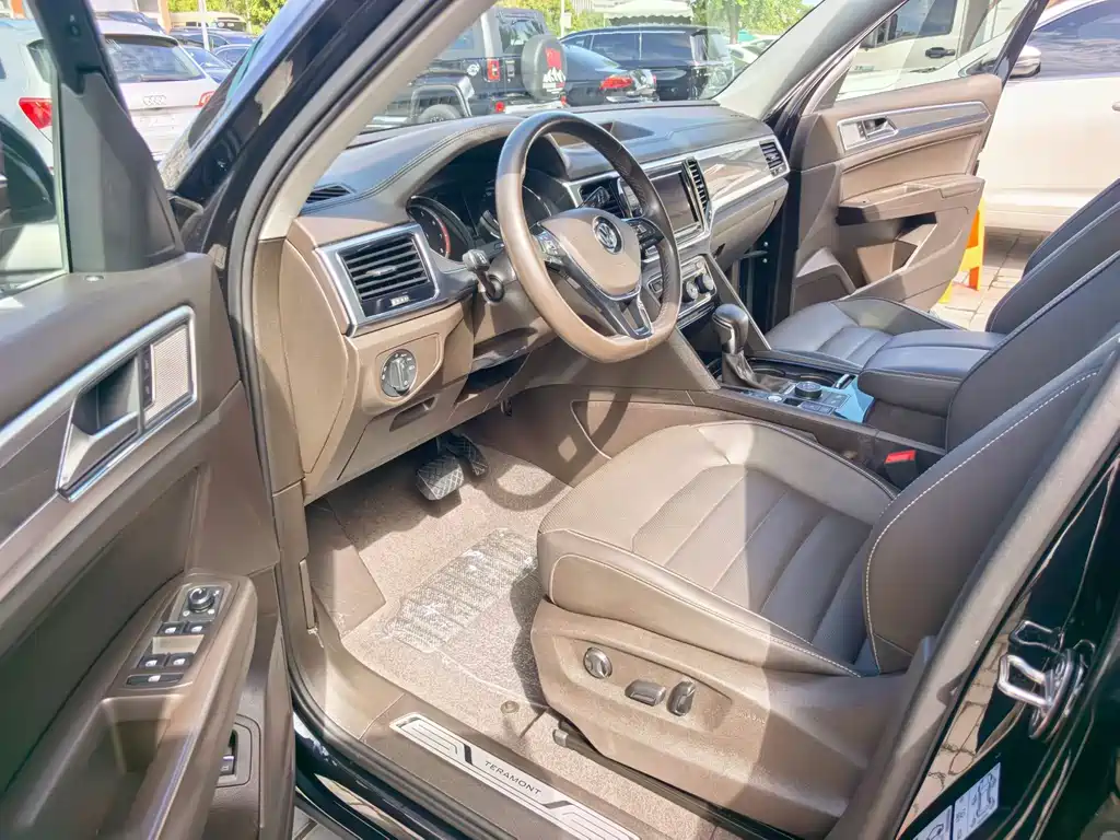 Volkswagen Teramont — миниатюра 6