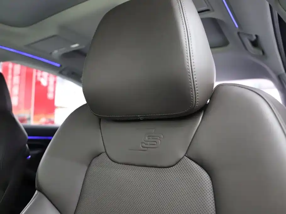 Audi A8 — миниатюра 20