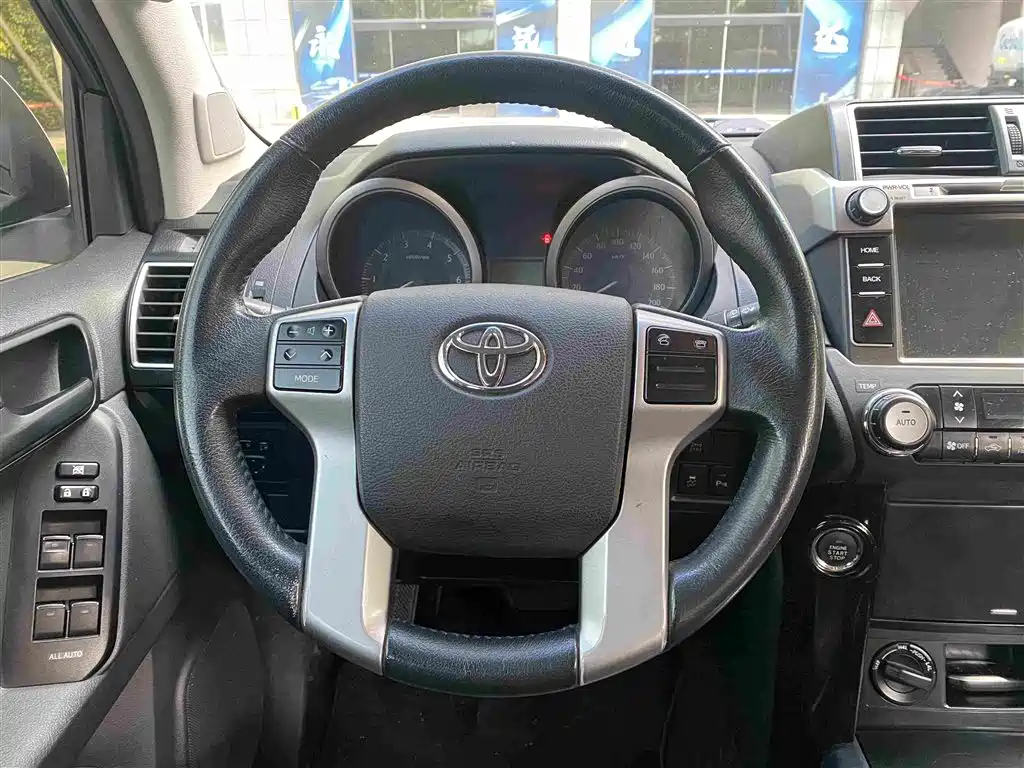 Toyota Prado — миниатюра 14