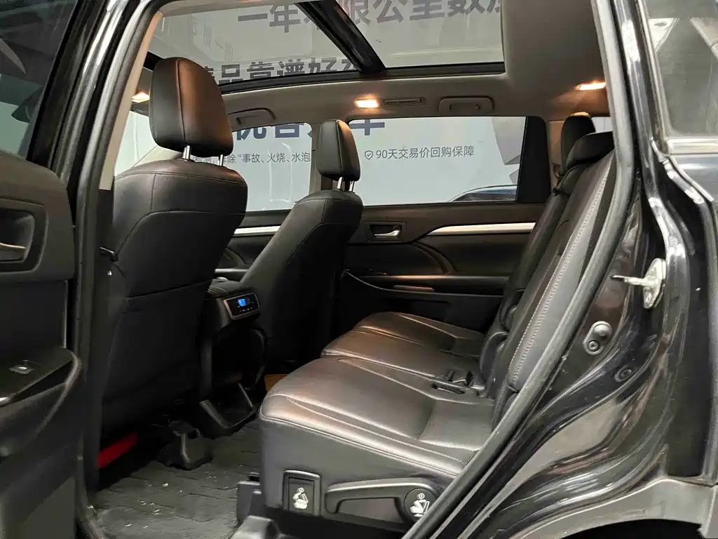 Toyota Highlander — миниатюра 13
