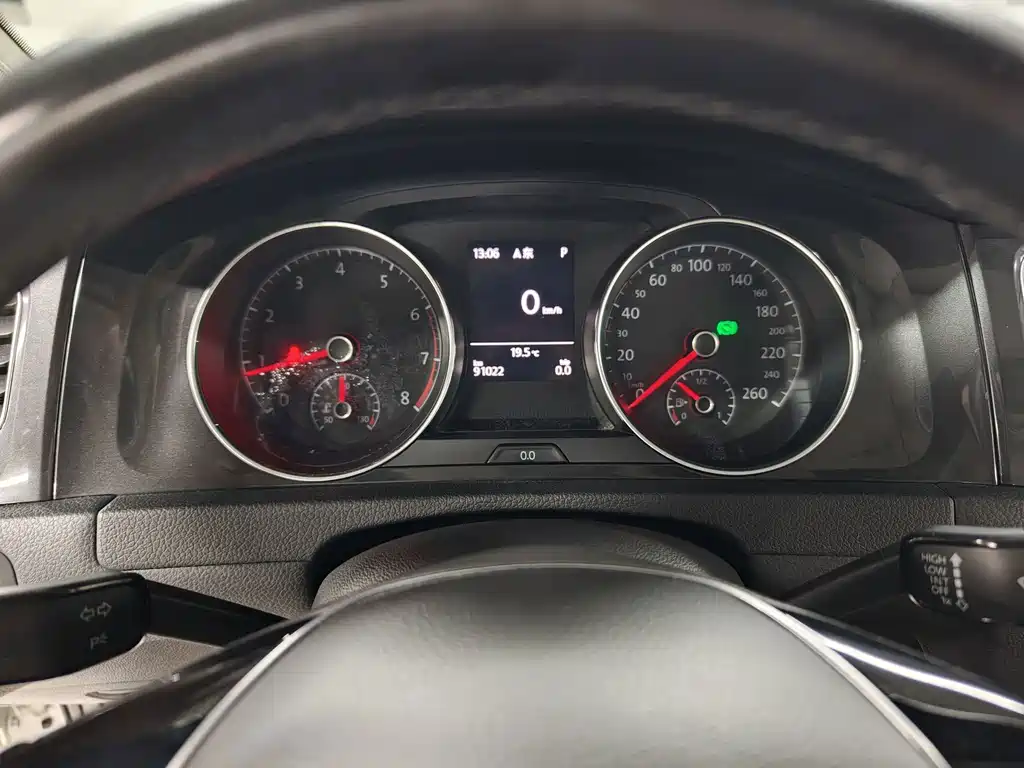 Volkswagen Golf — миниатюра 14