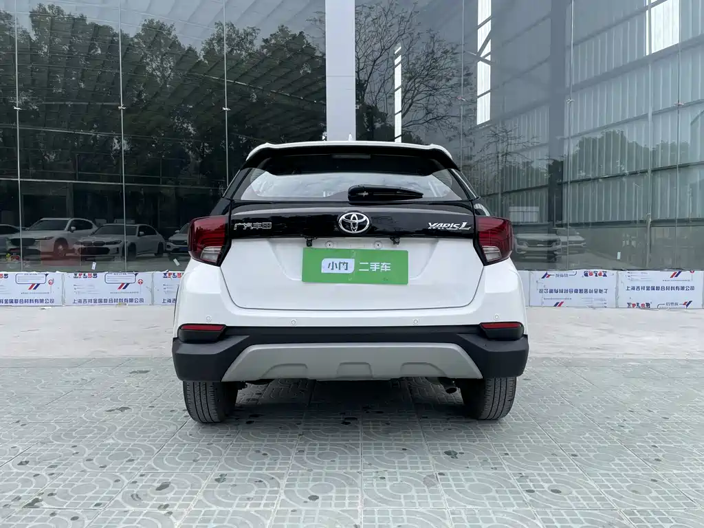 TOYOTA YARIS L ZHIXUAN