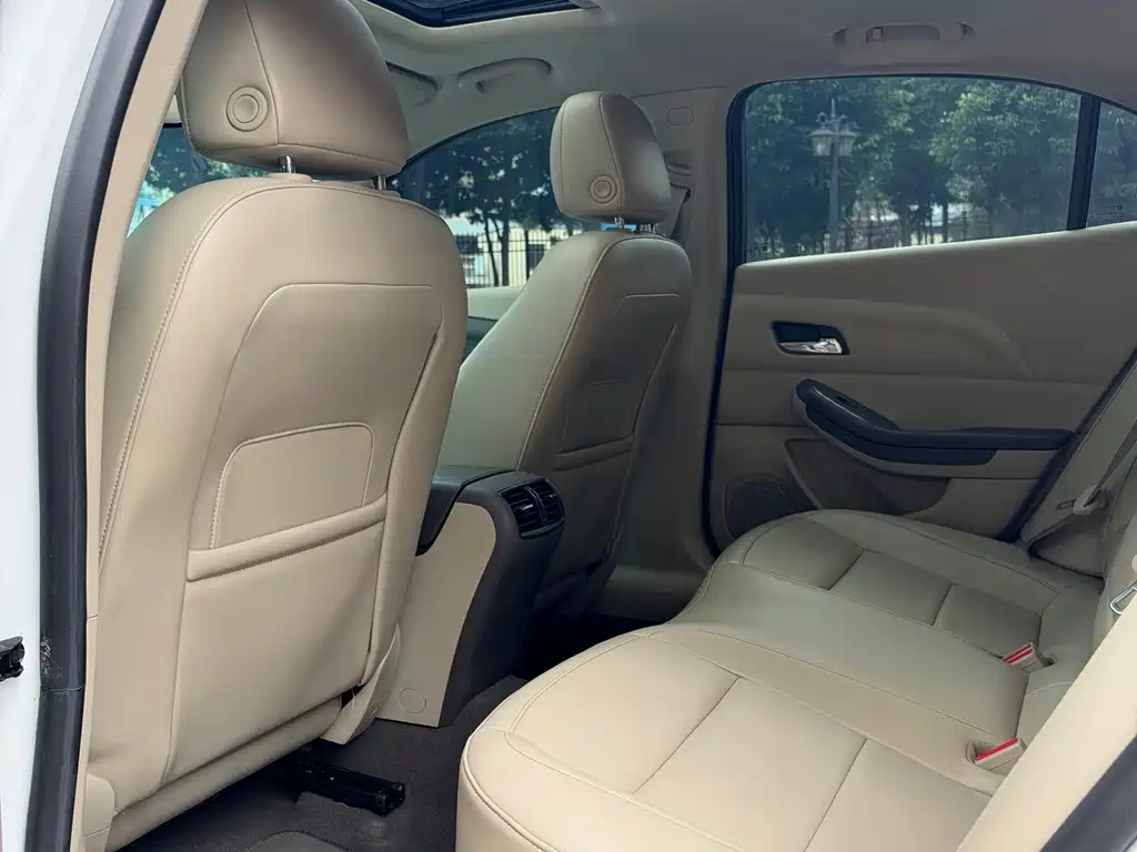 Chevrolet Malibu — миниатюра 5