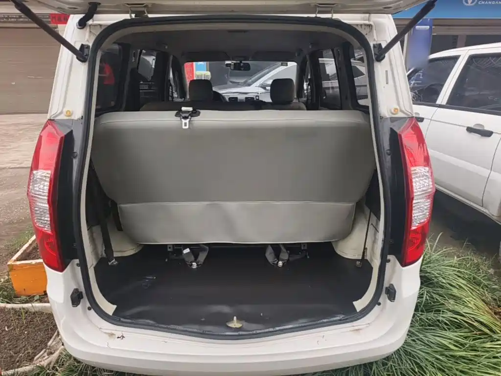 Wuling Hongguang — миниатюра 19