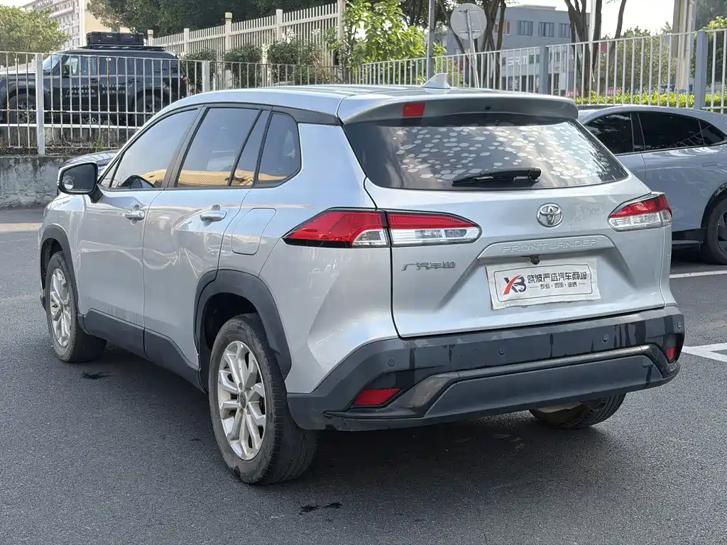 Toyota Frontlander — миниатюра 8