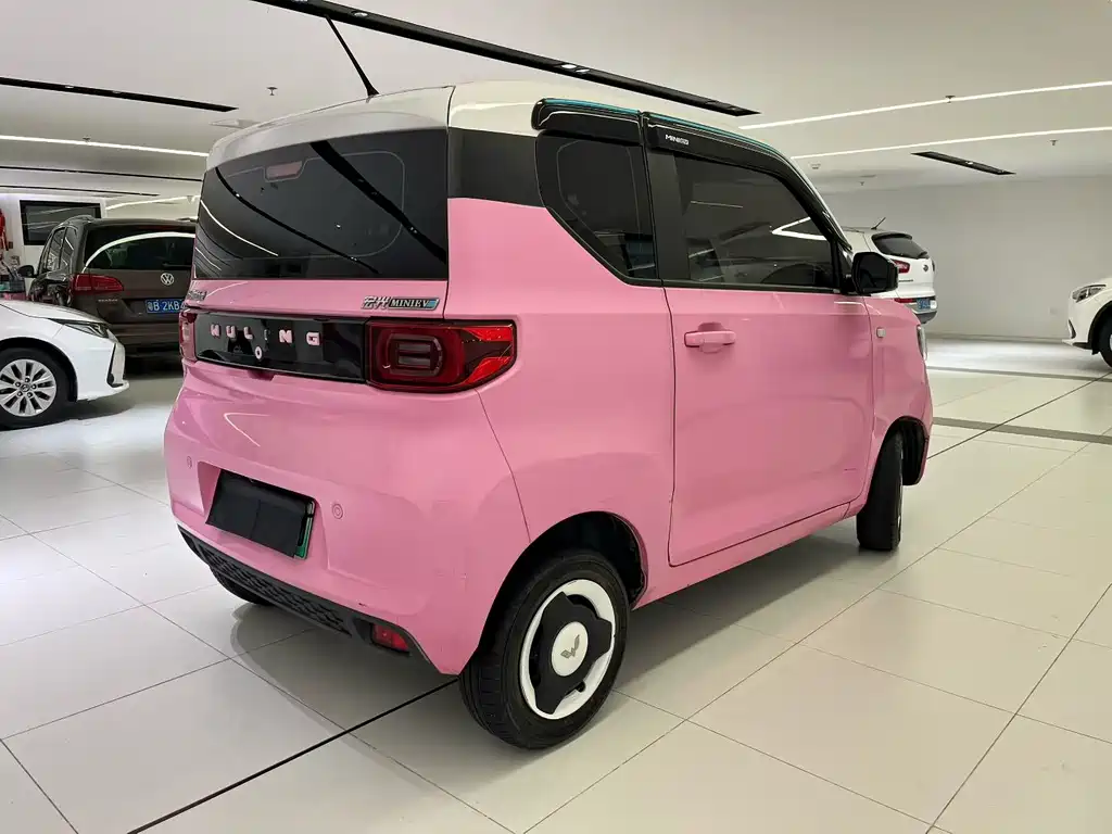 Wuling MINIEV — миниатюра 7