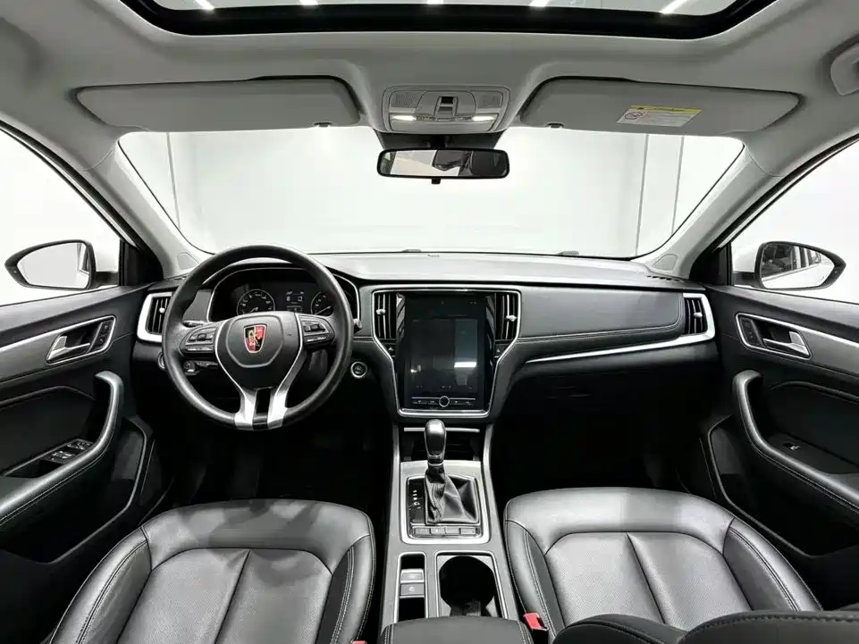 Roewe i6 Classic — миниатюра 4