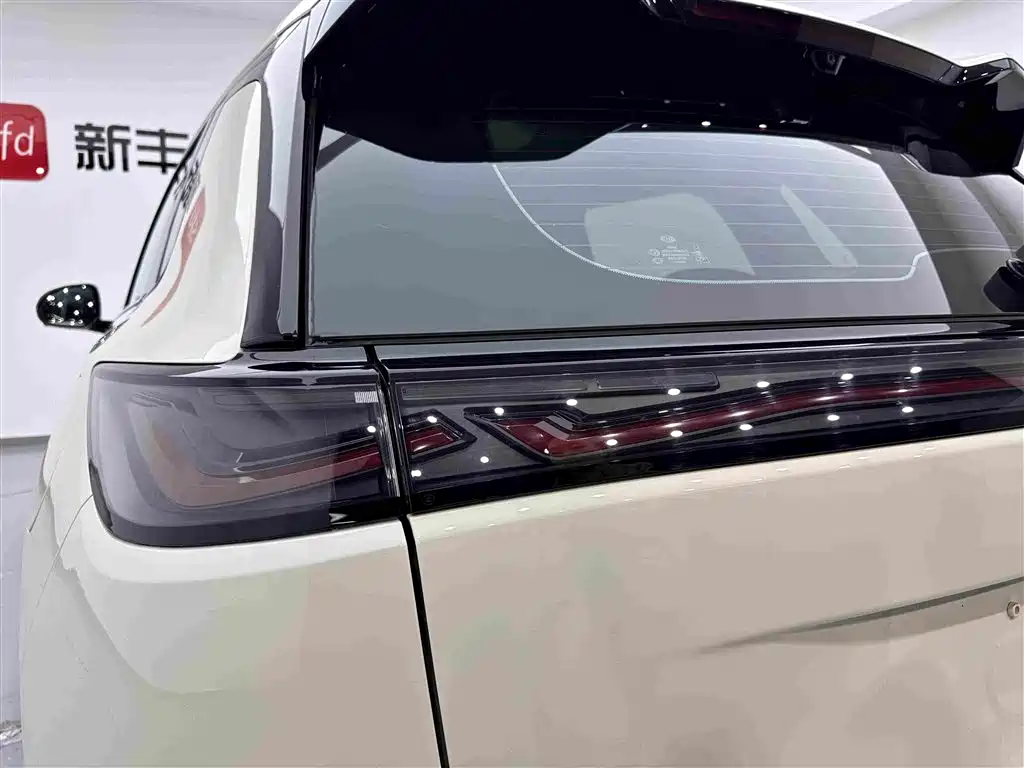 BYD Sealion 05 DM-i — миниатюра 27
