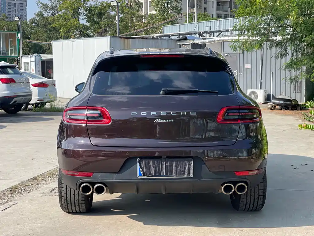 Porsche Macan — миниатюра 9
