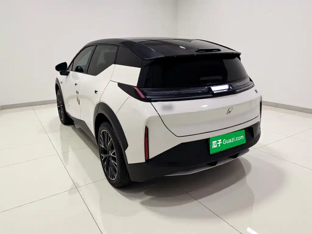 Zeekr X — миниатюра 4