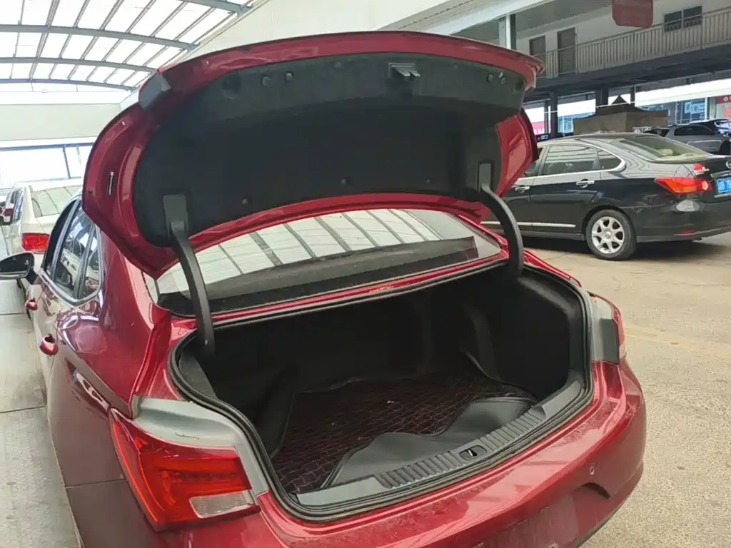 Buick Verano — миниатюра 19
