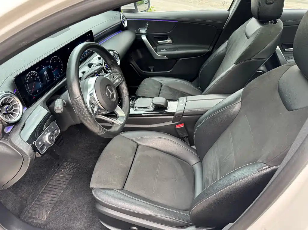 Mercedes-Benz A-Class A 2022 A 200 L Sport Fashion