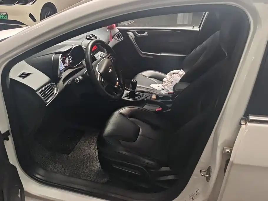 Chery Arrizo 5 — миниатюра 9