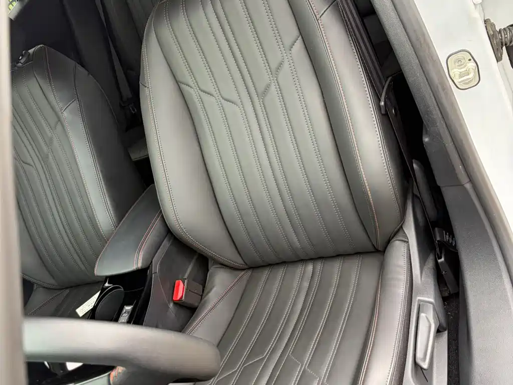 Peugeot 2008 — миниатюра 7