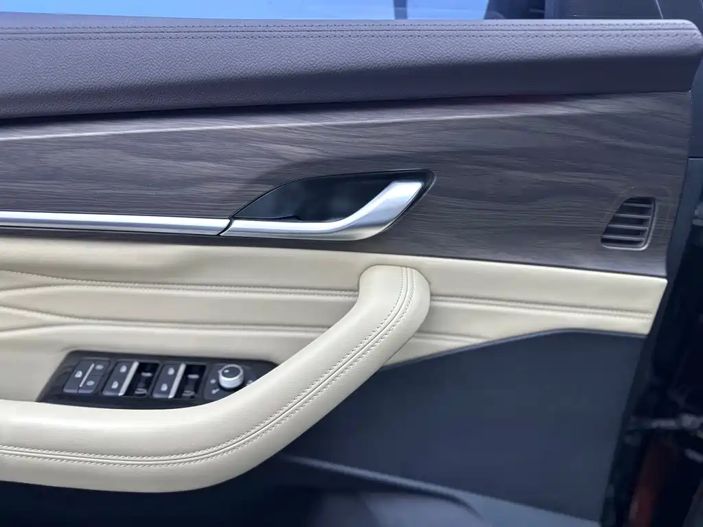 Geely Xingyue L — миниатюра 13