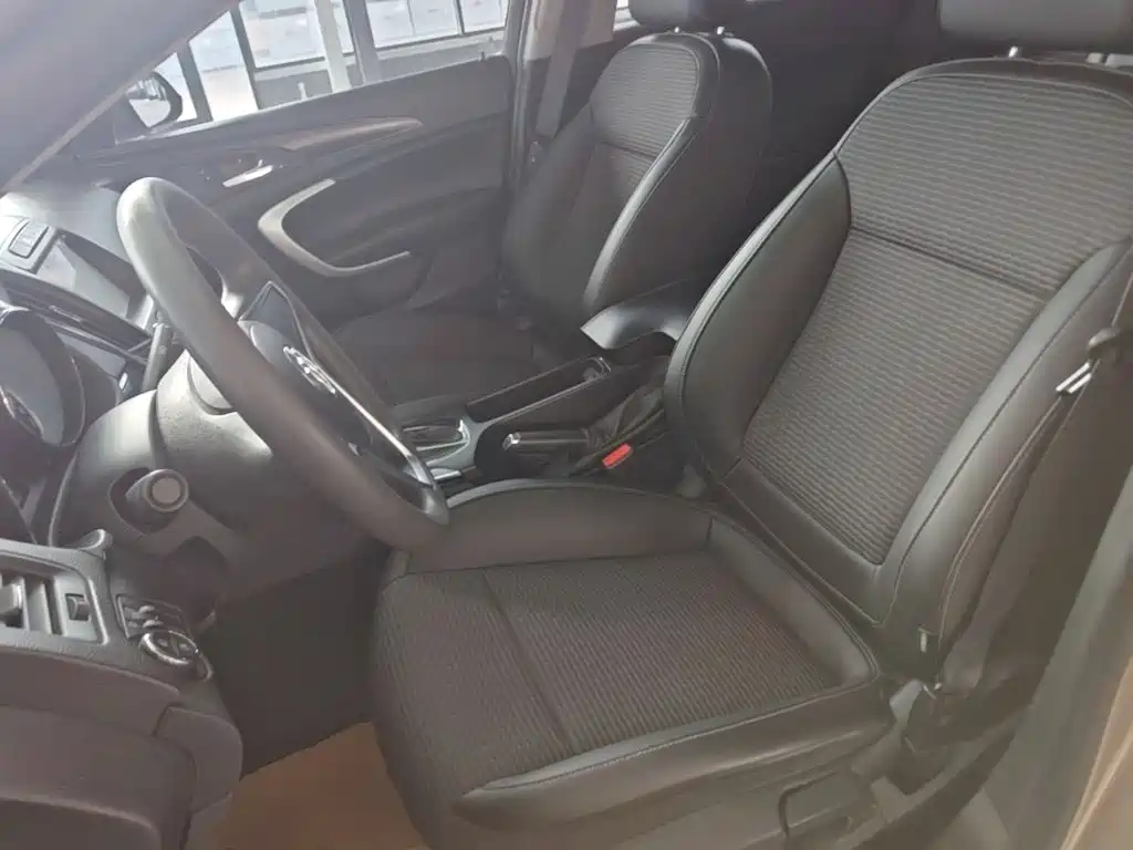 Buick Regal — миниатюра 15