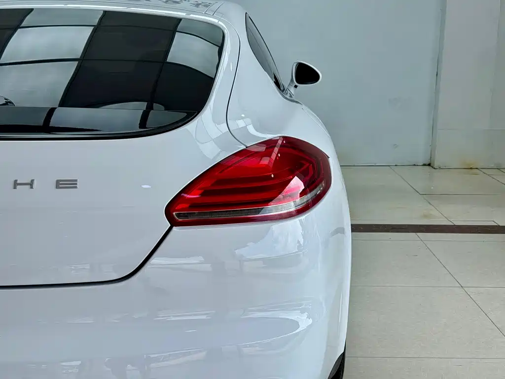 Porsche Panamera — миниатюра 26