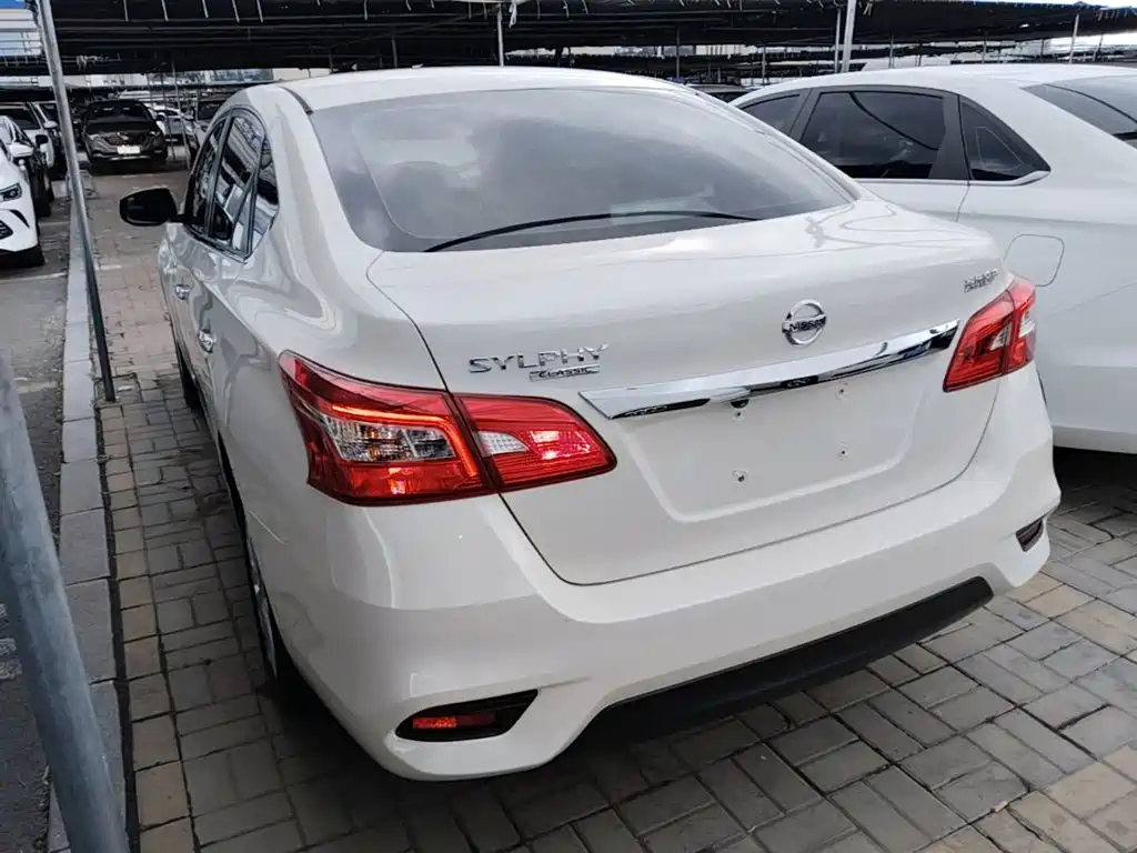Nissan Sylphy — миниатюра 5