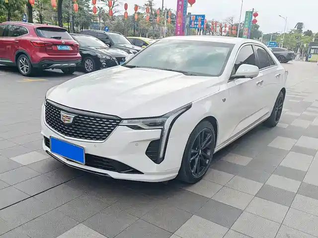 CADILLAC CT4