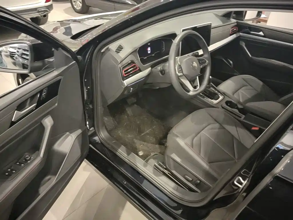 Volkswagen Lavida — миниатюра 16