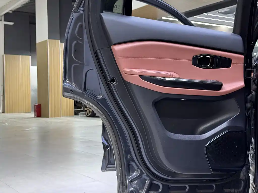 NIO EC6 — миниатюра 20