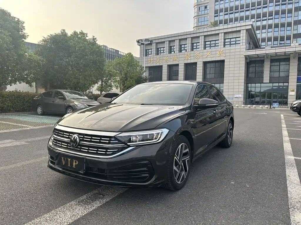 Volkswagen Sagitar — миниатюра 2