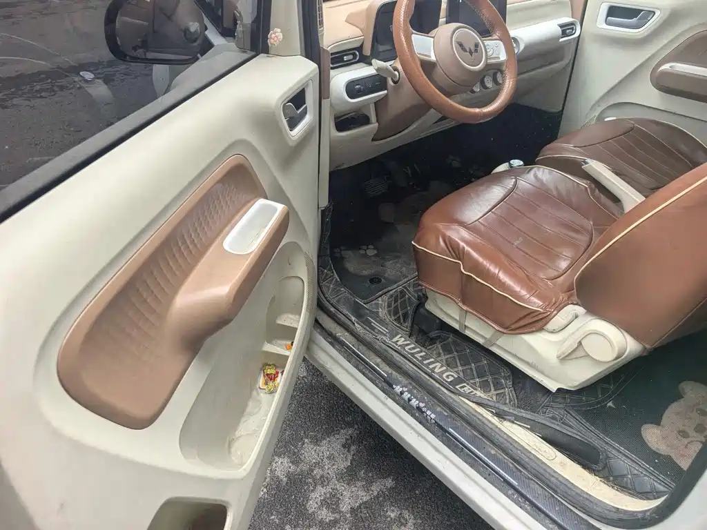 Wuling MINIEV — миниатюра 6