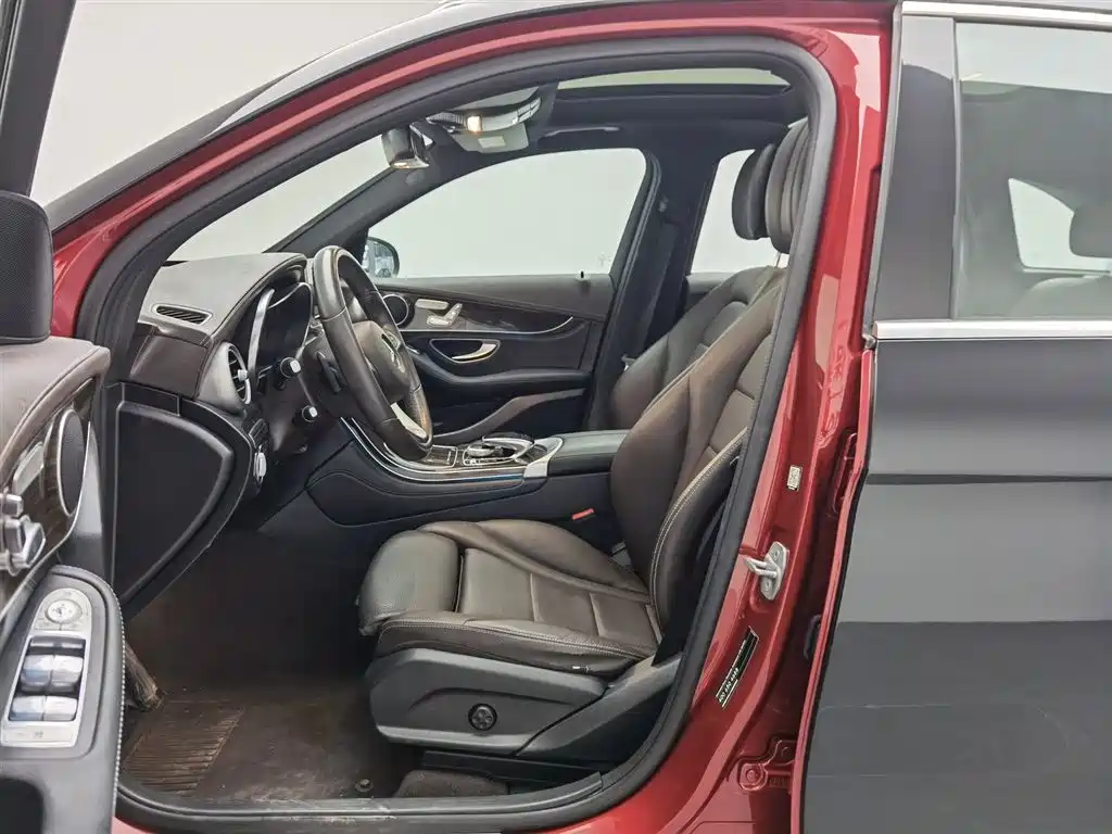 Mercedes-Benz GLC 2019 GLC 260 L 4MATIC