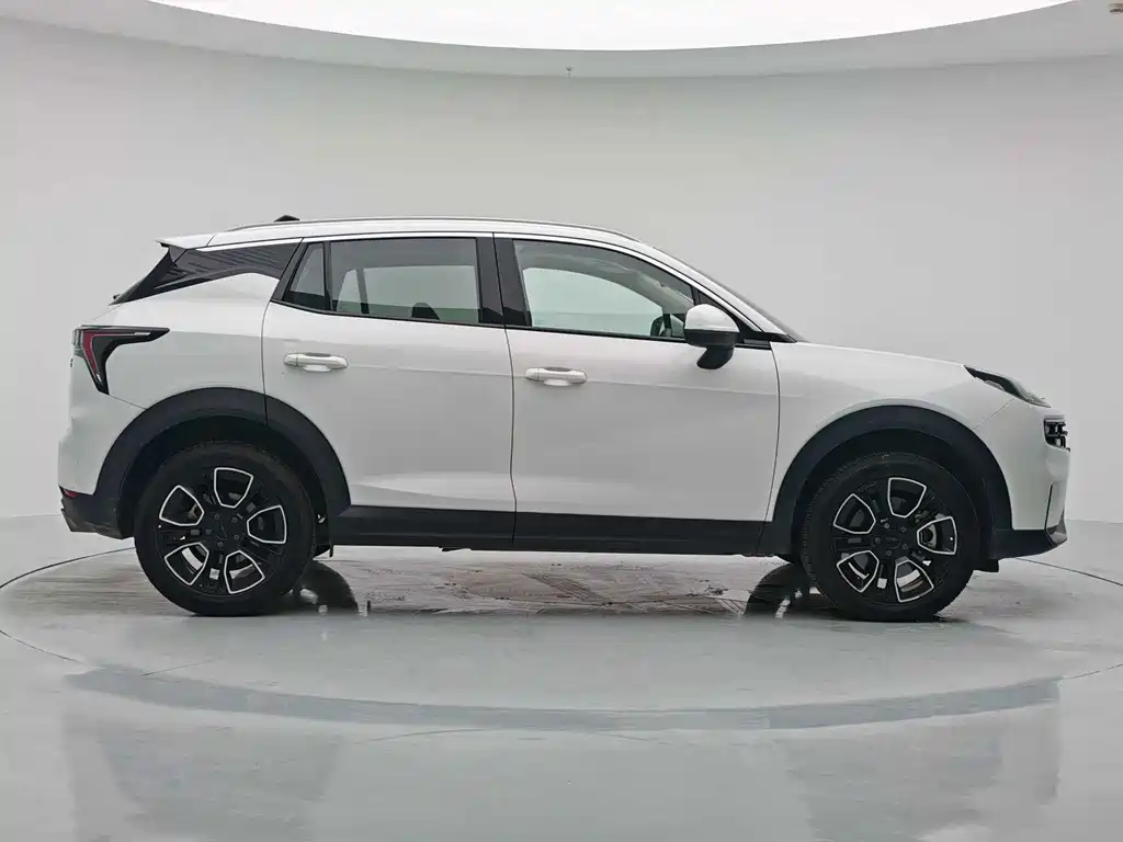 Lynk & Co 06 — миниатюра 14