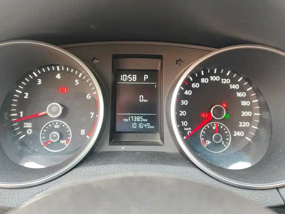 Volkswagen Golf — миниатюра 14