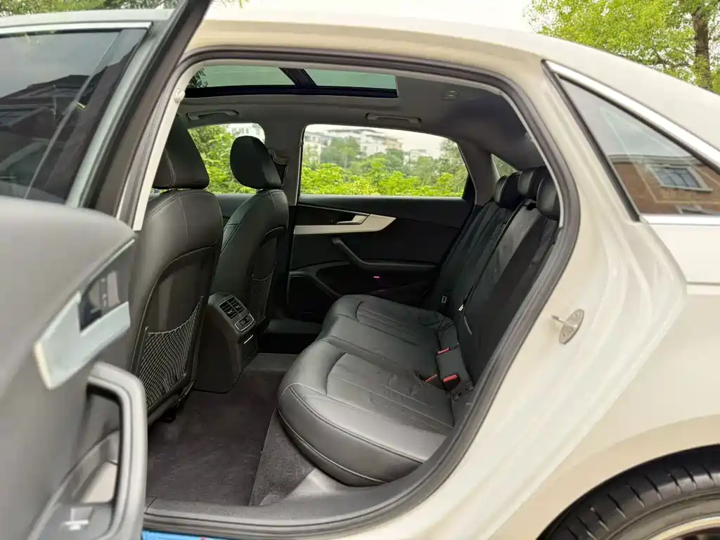 Audi A4L — миниатюра 6