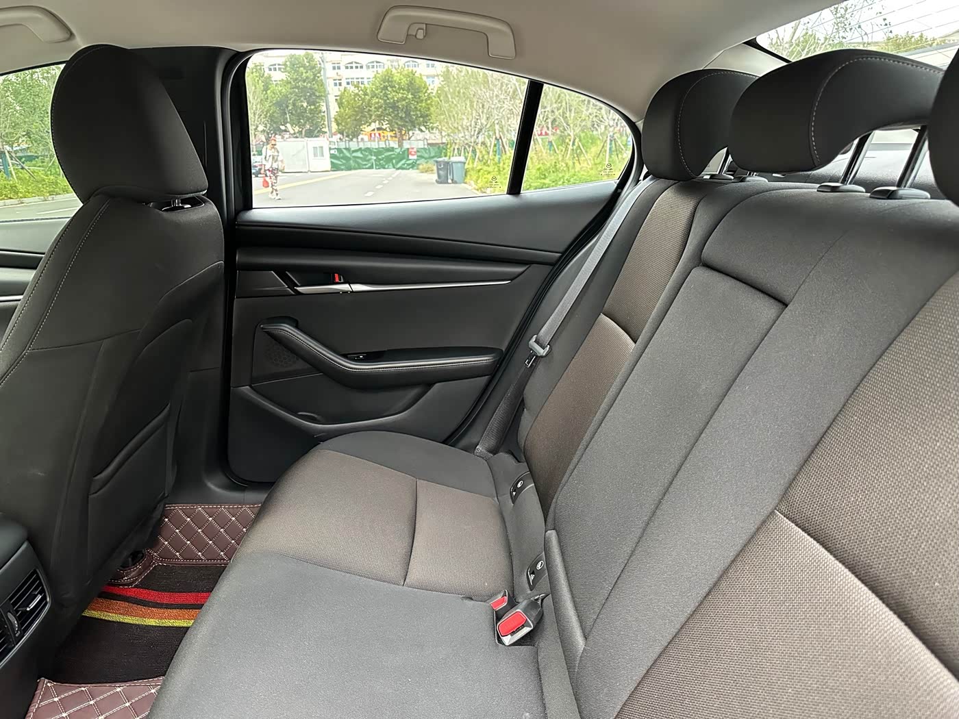 Mazda Mazda3 Axela 1.5 л 2024 г. Чёрный, пробег 30000 км