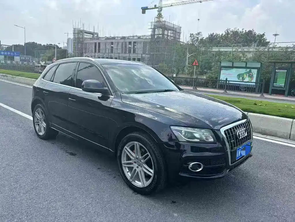 Audi Q5 (Import) 3.2FSI Sport Edition, фото 2