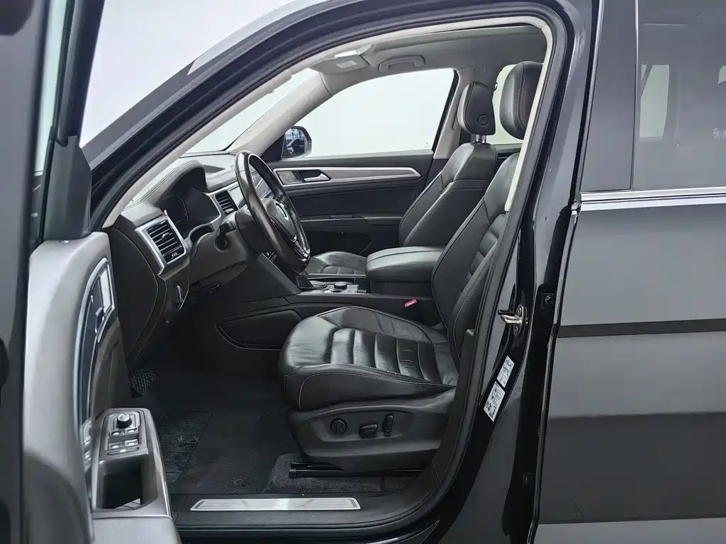 Volkswagen Teramont — миниатюра 10