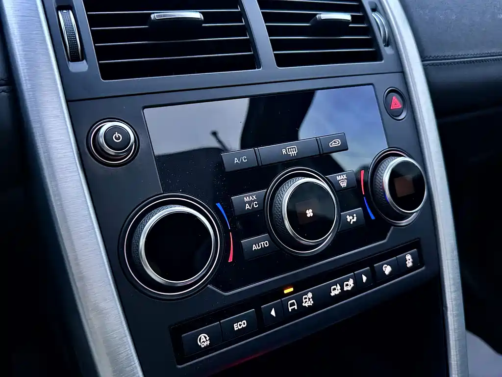 Land Rover Discovery Sport — миниатюра 13