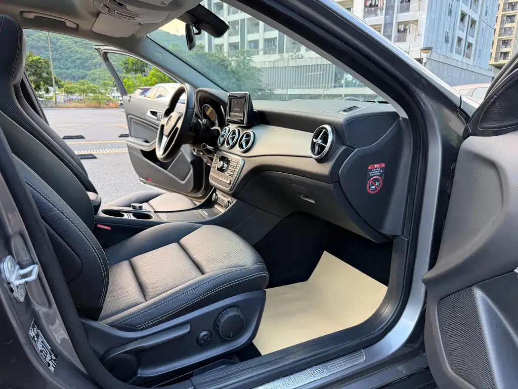 Mercedes-Benz GLA — миниатюра 7