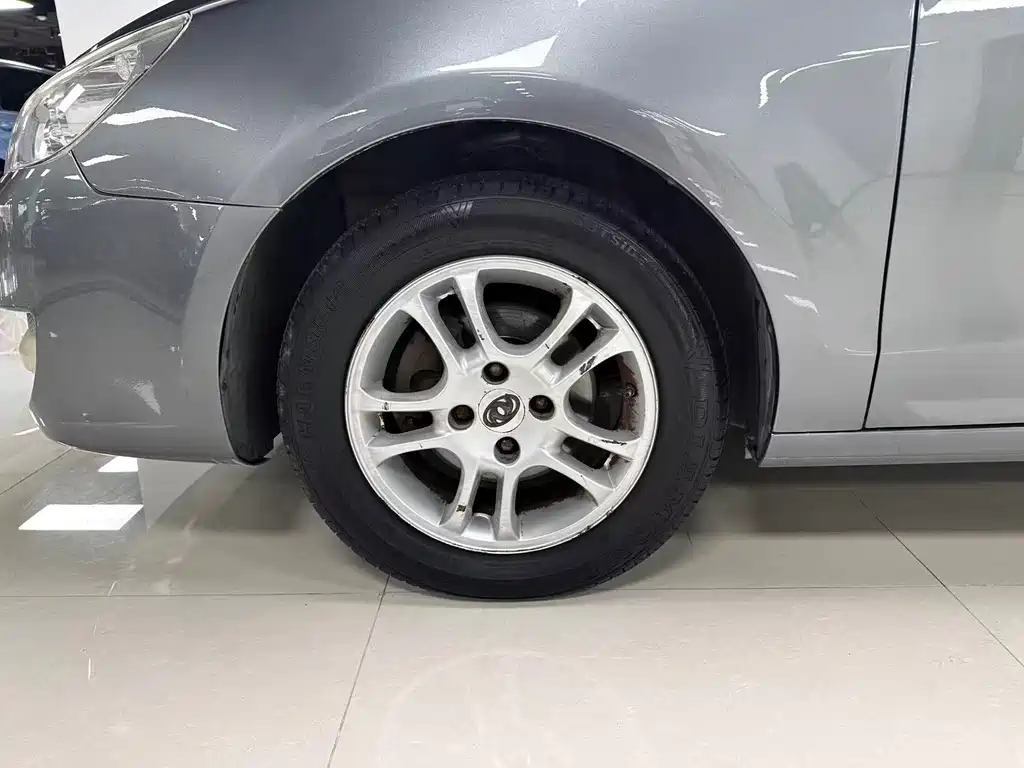 Dongfeng S30 2011 1.6L MT Luxury
