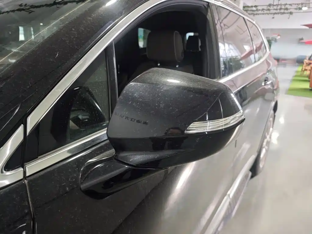 Buick Enclave — миниатюра 9