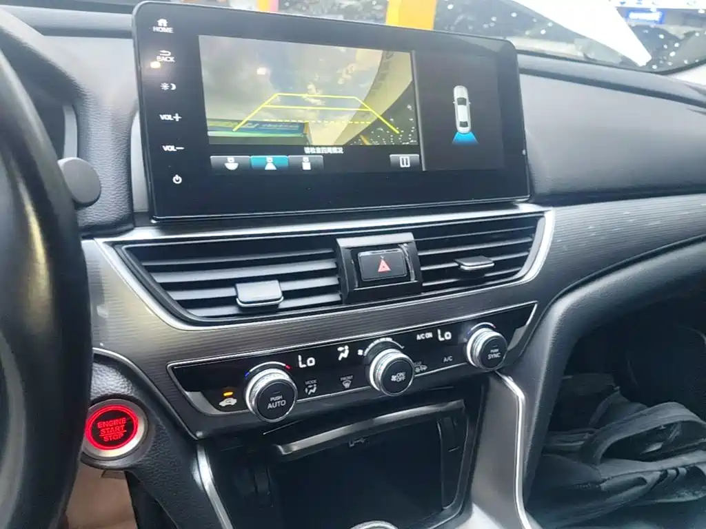 Honda Accord — миниатюра 13