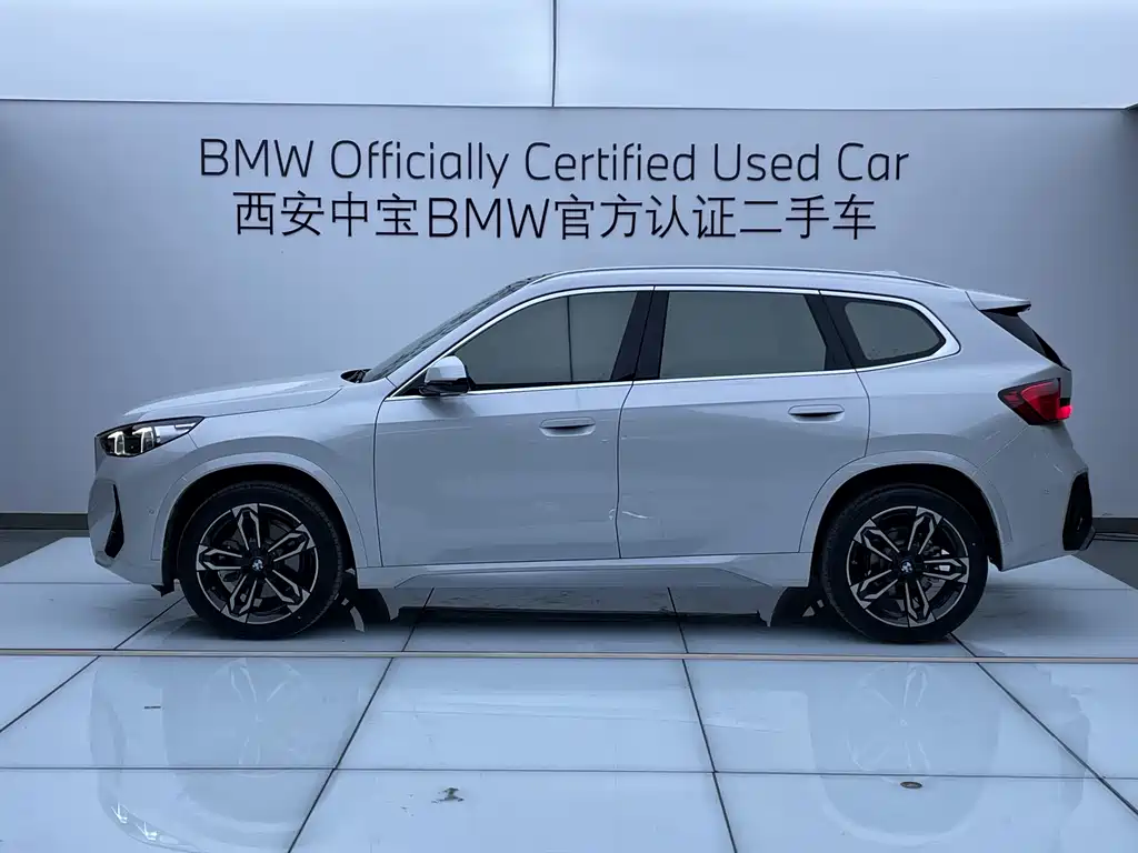 BMW X1 2026 sDrive25Li M Sport